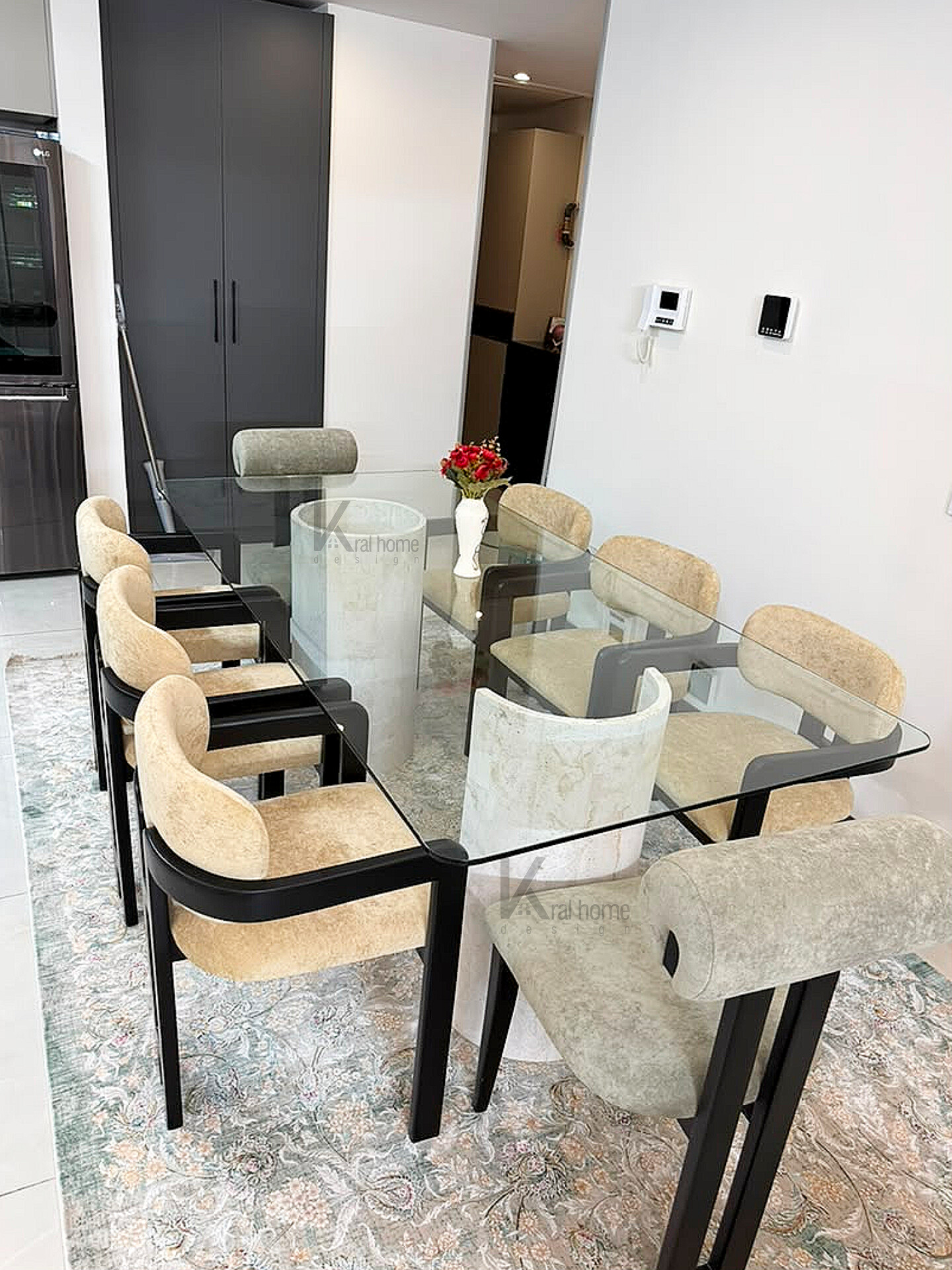 نهارخوری مدرن سنگی چوبی