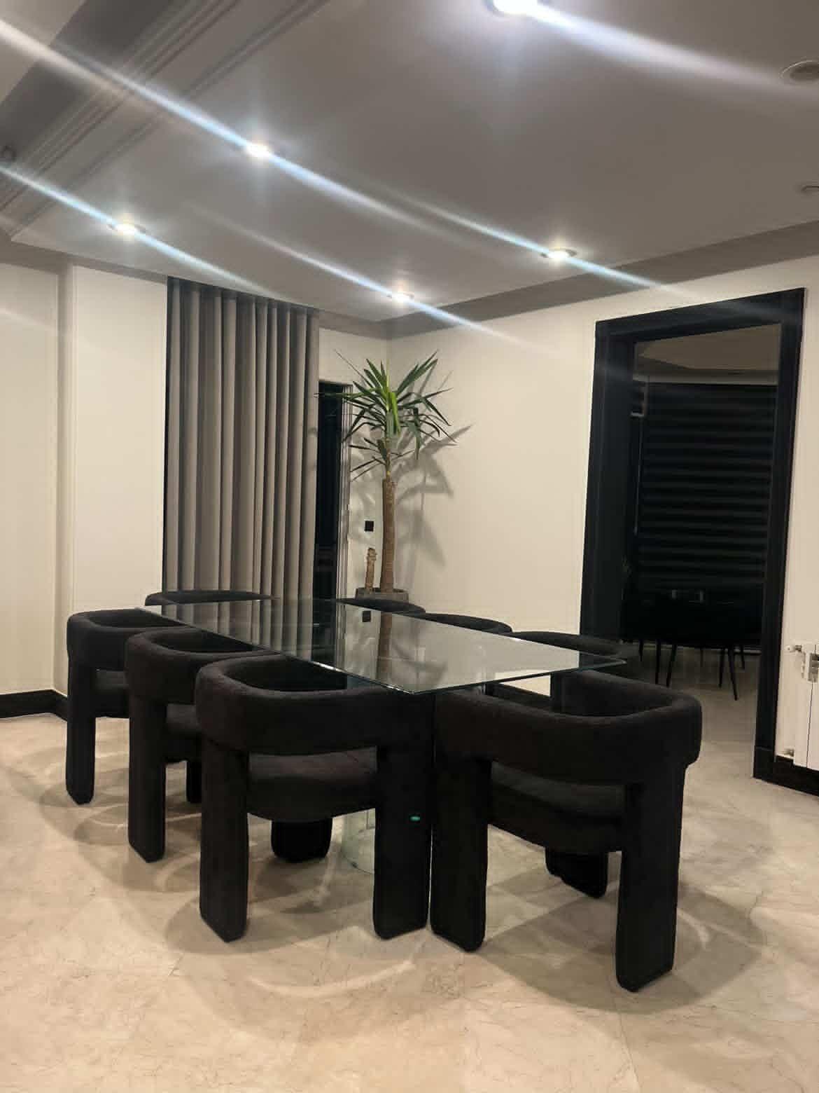 نهارخوری مدرن تمام پارچه ای